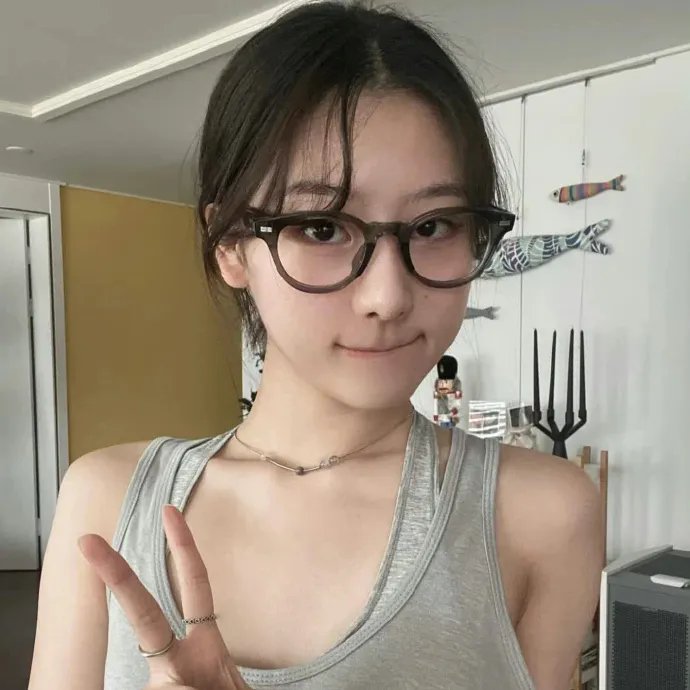 霓虹心 封面